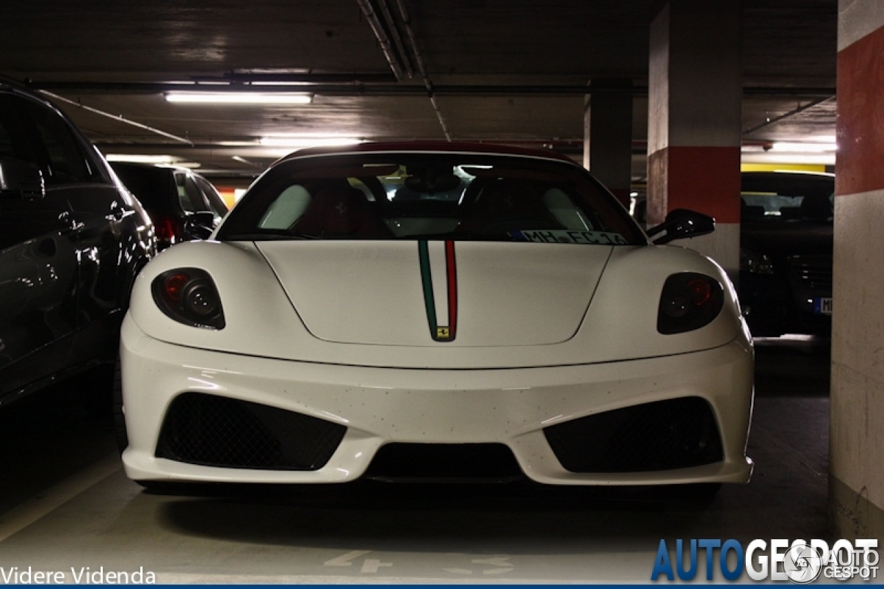 Ferrari Scuderia Spider 16M