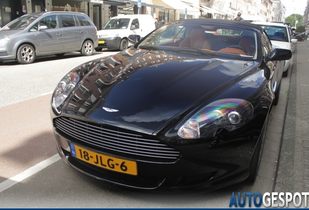 Aston Martin DB9 Volante