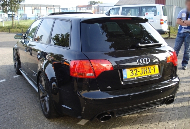 Audi RS4 Avant B7