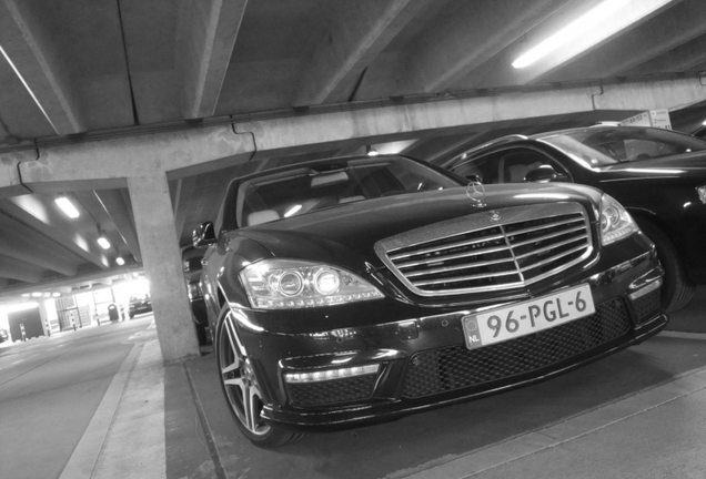 Mercedes-Benz S 63 AMG W221 2010