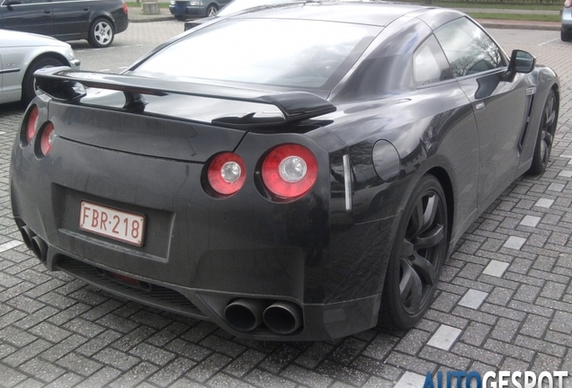 Nissan GT-R