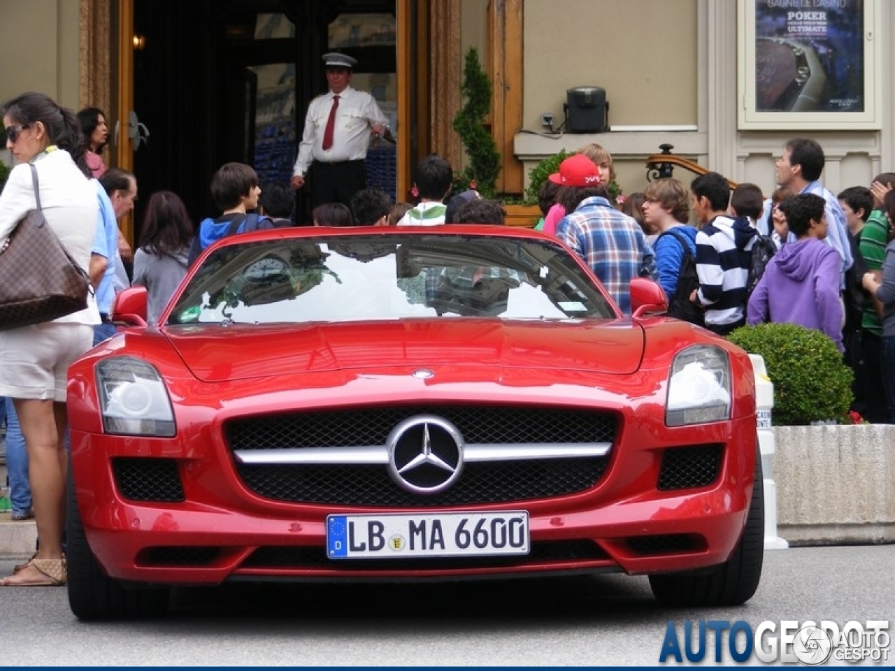 Mercedes-Benz SLS AMG