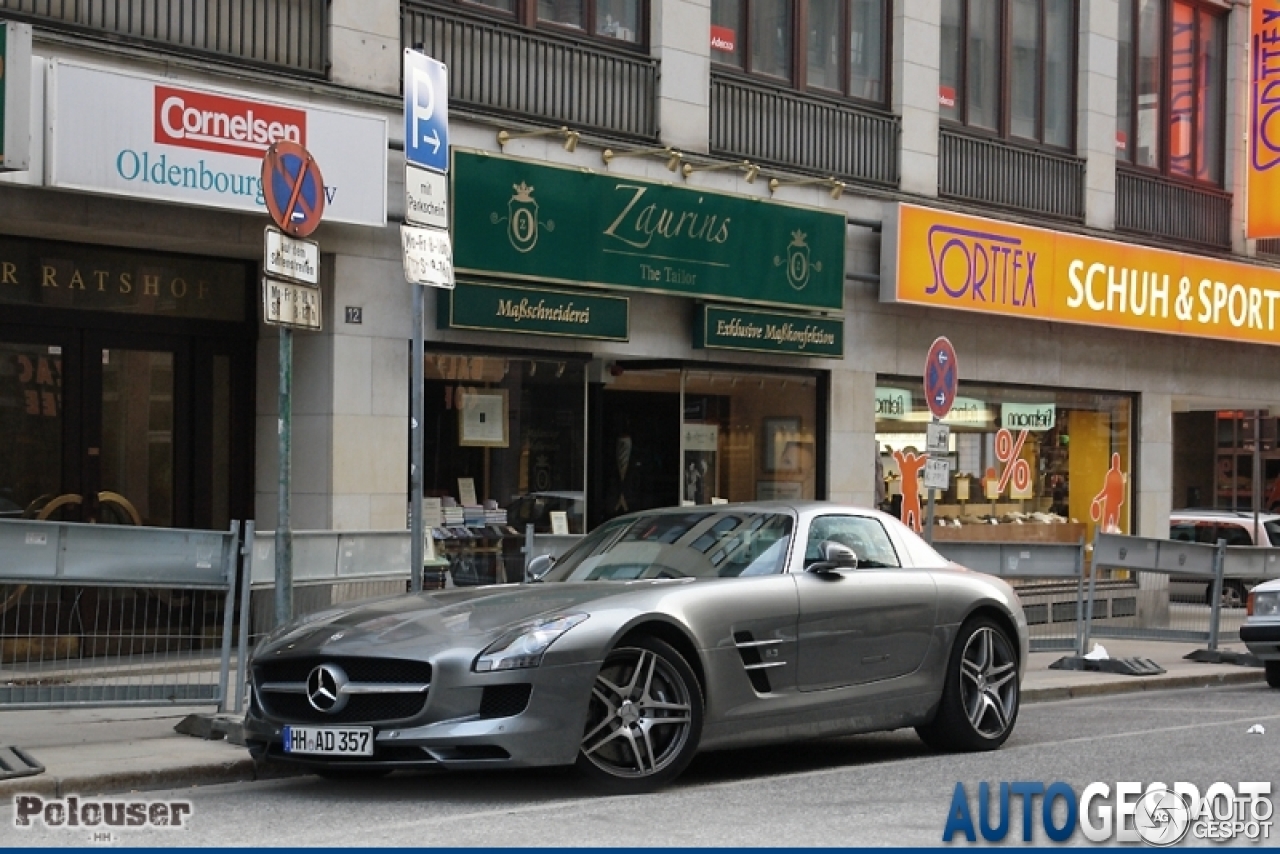 Mercedes-Benz SLS AMG