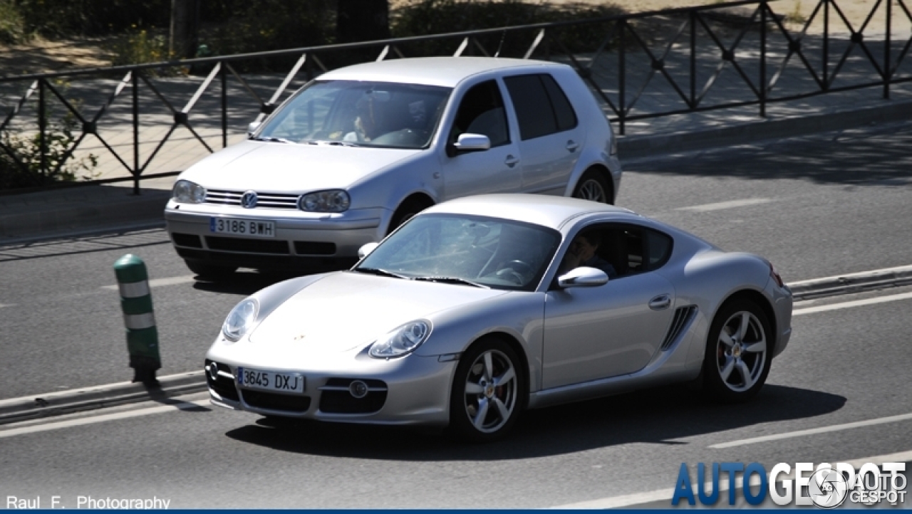 Porsche 987 Cayman S