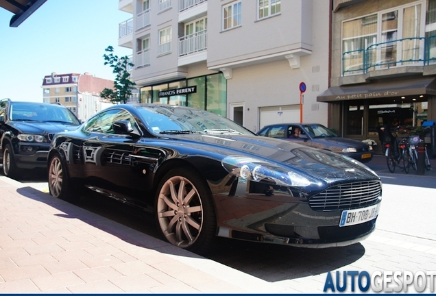 Aston Martin DB9