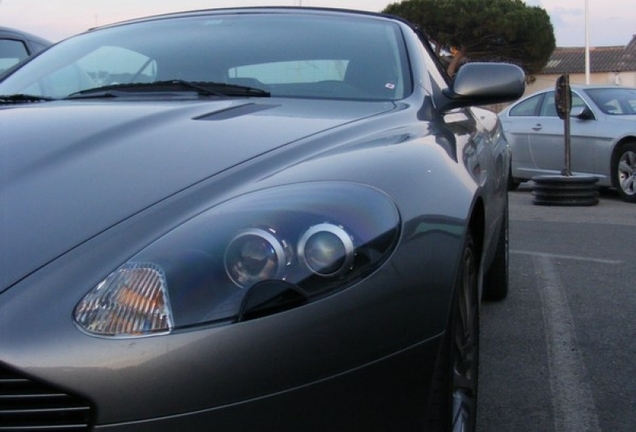 Aston Martin DB9 Volante