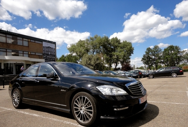 Mercedes-Benz S 63 AMG W221 2010