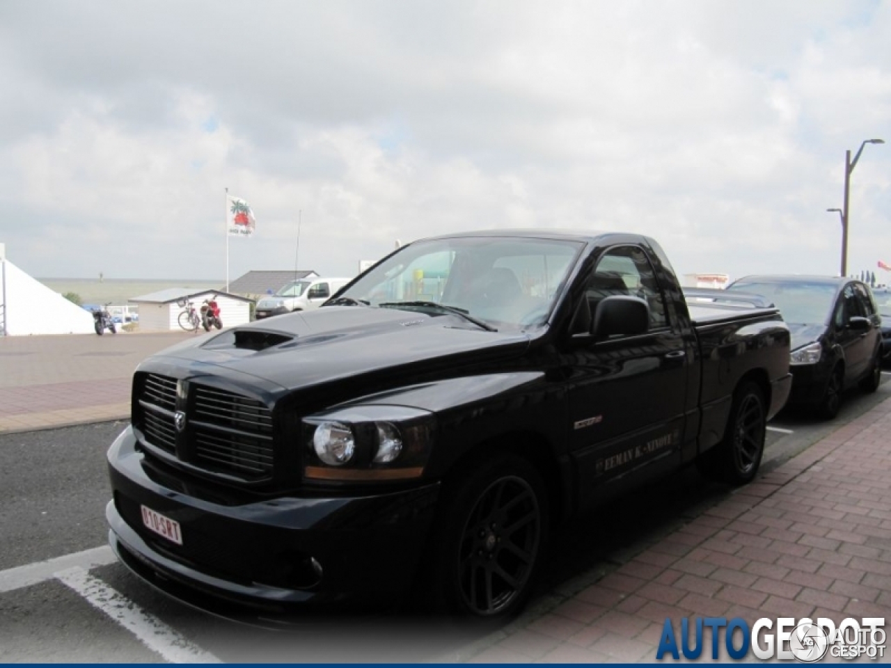 Dodge RAM SRT-10 Night Runner