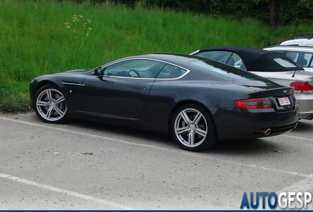 Aston Martin DB9