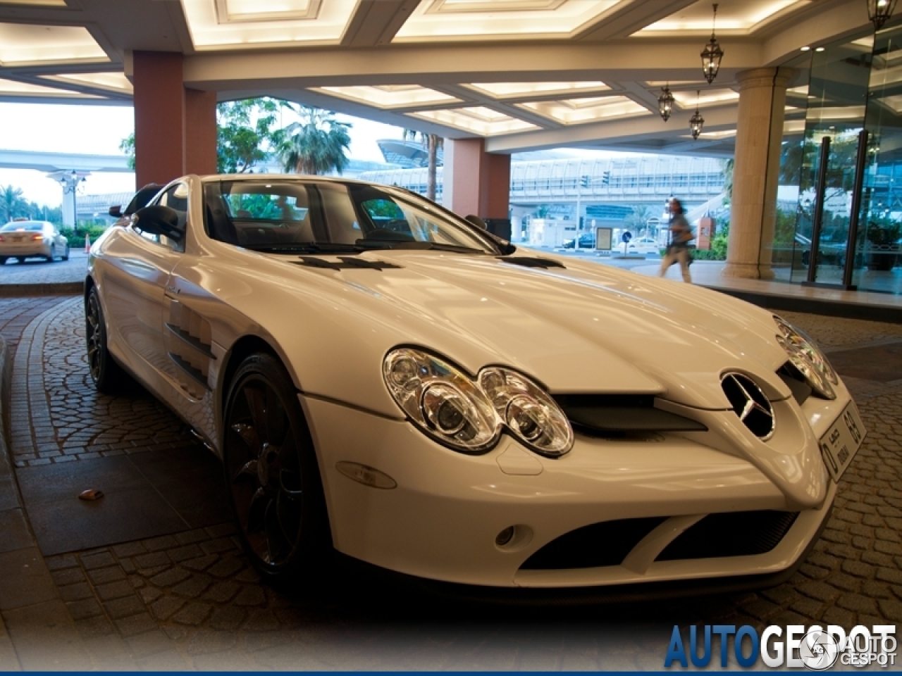 Mercedes-Benz SLR McLaren