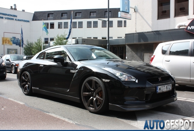 Nissan GT-R Switzer P800