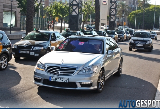 Mercedes-Benz S 63 AMG W221 2011