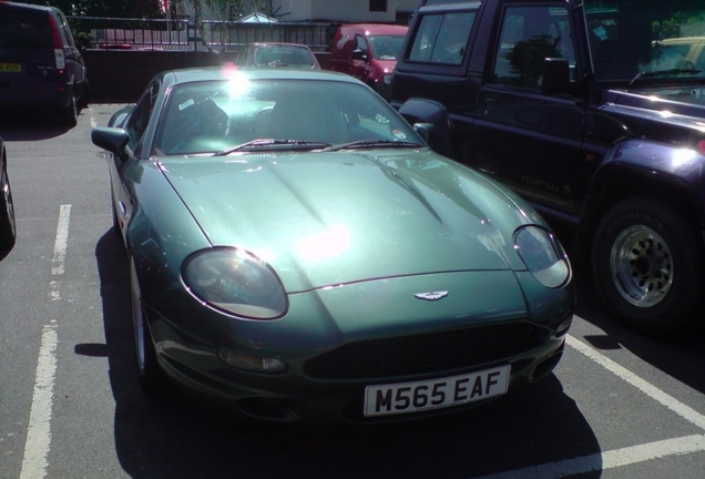 Aston Martin DB7