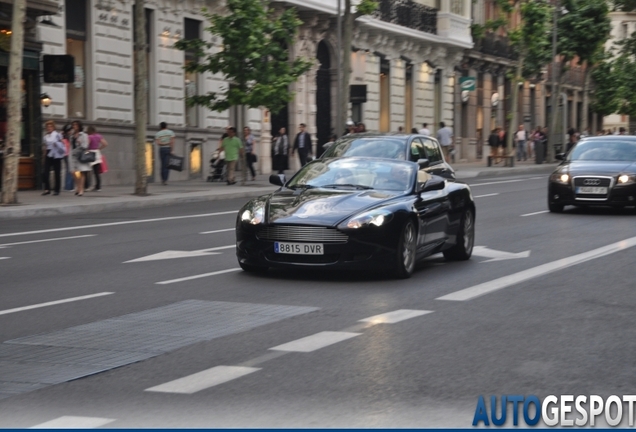 Aston Martin DB9 Volante