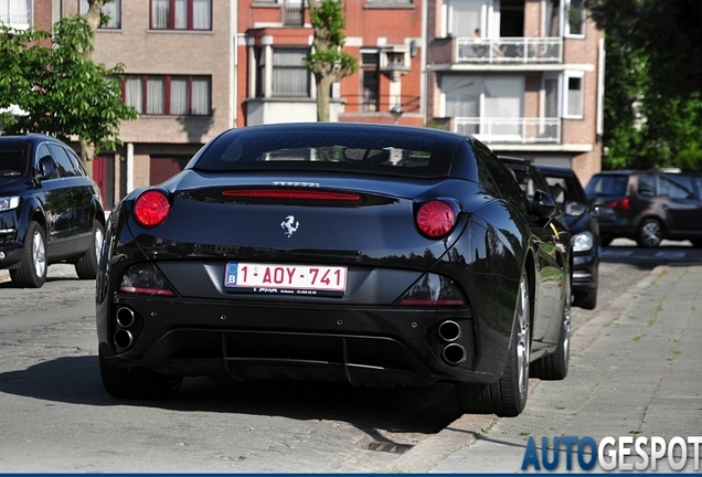 Ferrari California