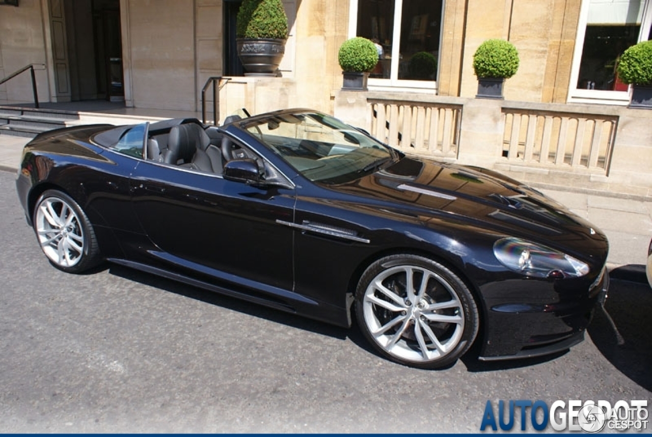 Aston Martin DBS Volante