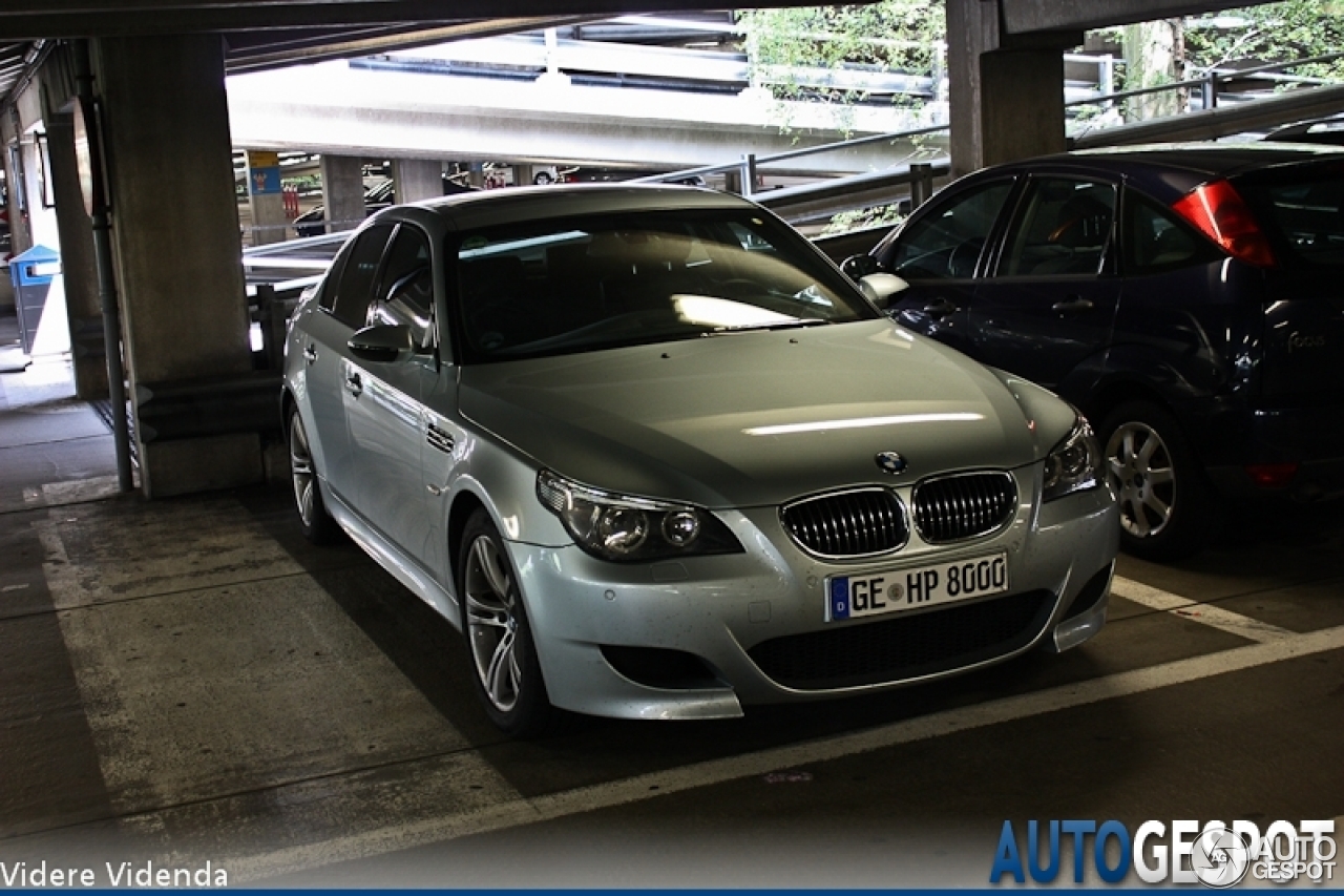 BMW M5 E60 2005