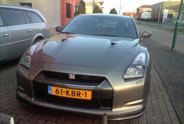 Nissan GT-R