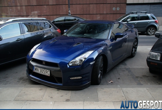 Nissan GT-R 2011