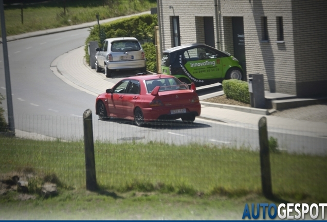 Mitsubishi Lancer Evolution IX MR