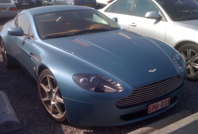 Aston Martin V8 Vantage