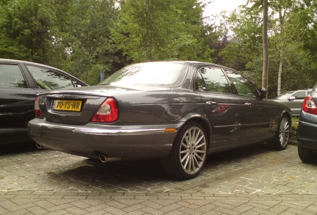 Jaguar XJR