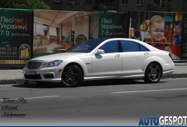 Mercedes-Benz S 63 AMG W221 2010