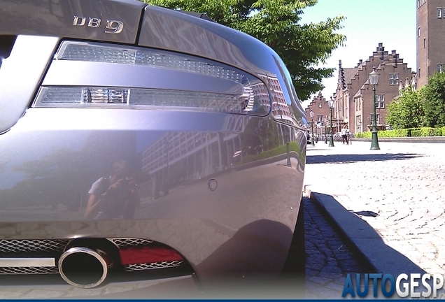 Aston Martin DB9 Volante 2010