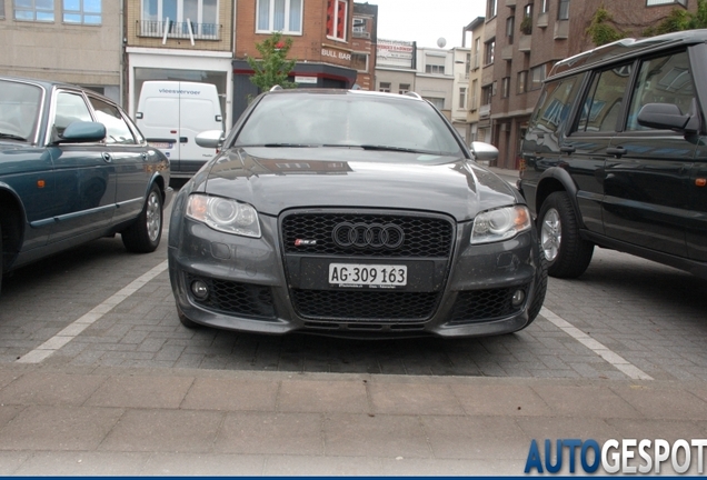 Audi RS4 Avant B7