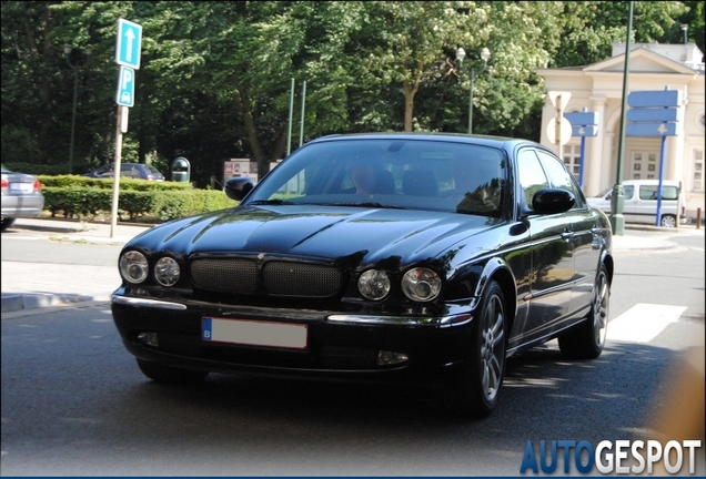 Jaguar XJR