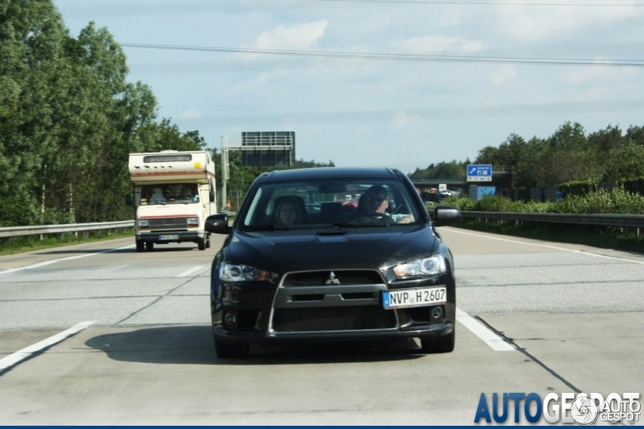 Mitsubishi Lancer Evolution X MR