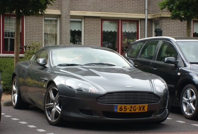 Aston Martin DB9