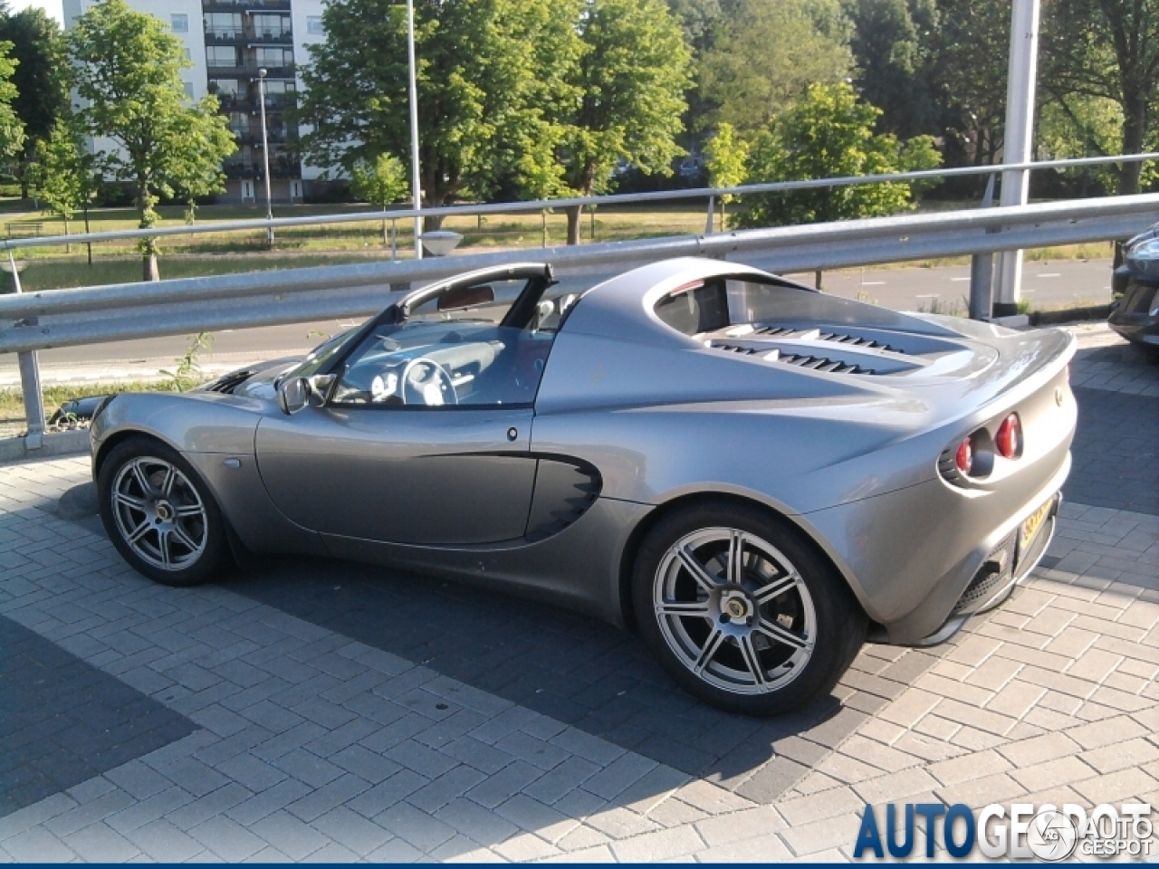 Lotus Elise S2 111R