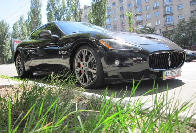 Maserati GranTurismo S MC Sport Line