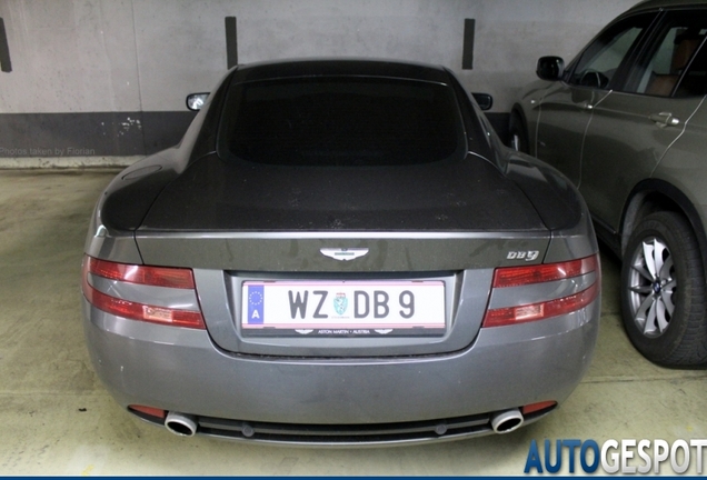 Aston Martin DB9