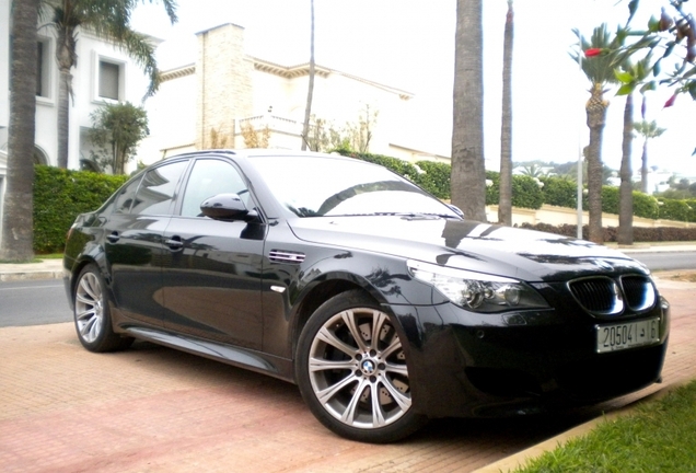 BMW M5 E60 2005