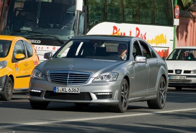 Mercedes-Benz S 63 AMG W221 2011