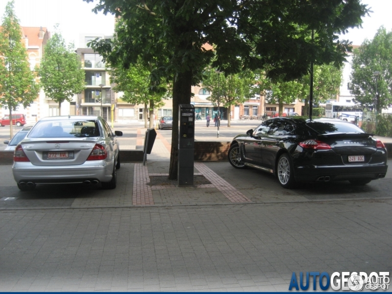 Mercedes-Benz E 63 AMG