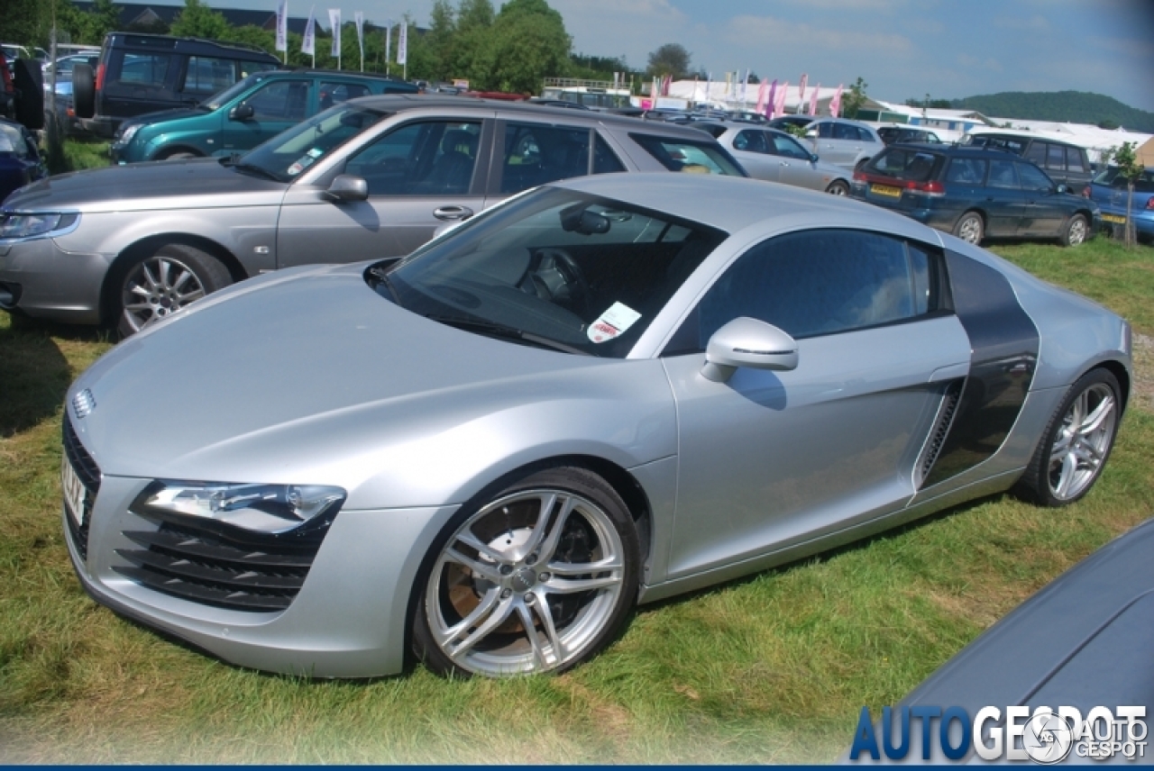 Audi R8