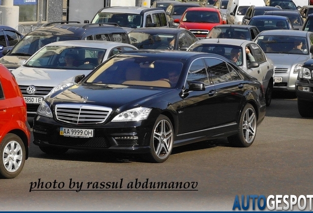 Mercedes-Benz S 63 AMG W221 2010