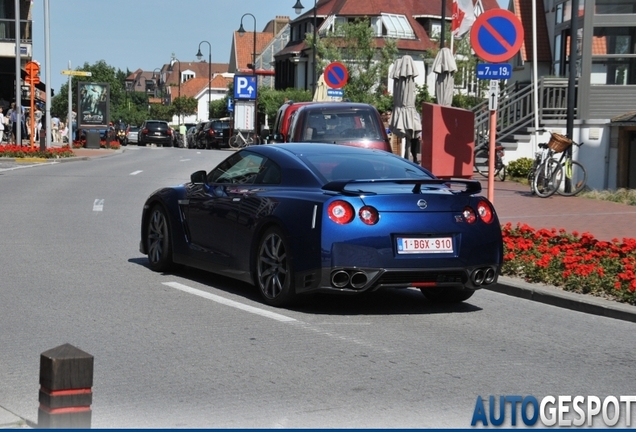 Nissan GT-R 2011