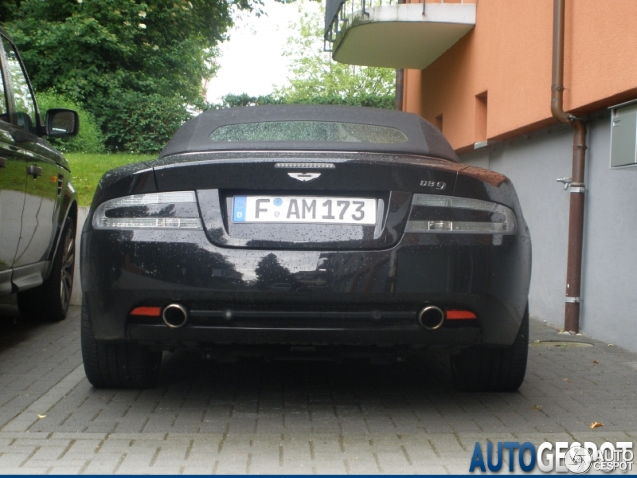 Aston Martin DB9 Volante 2010