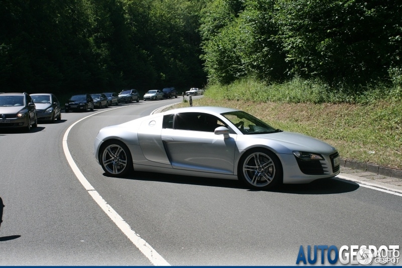 Audi R8