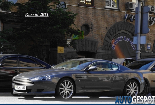 Aston Martin DB9