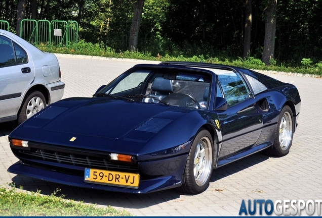 Ferrari 308 GTSi Zender