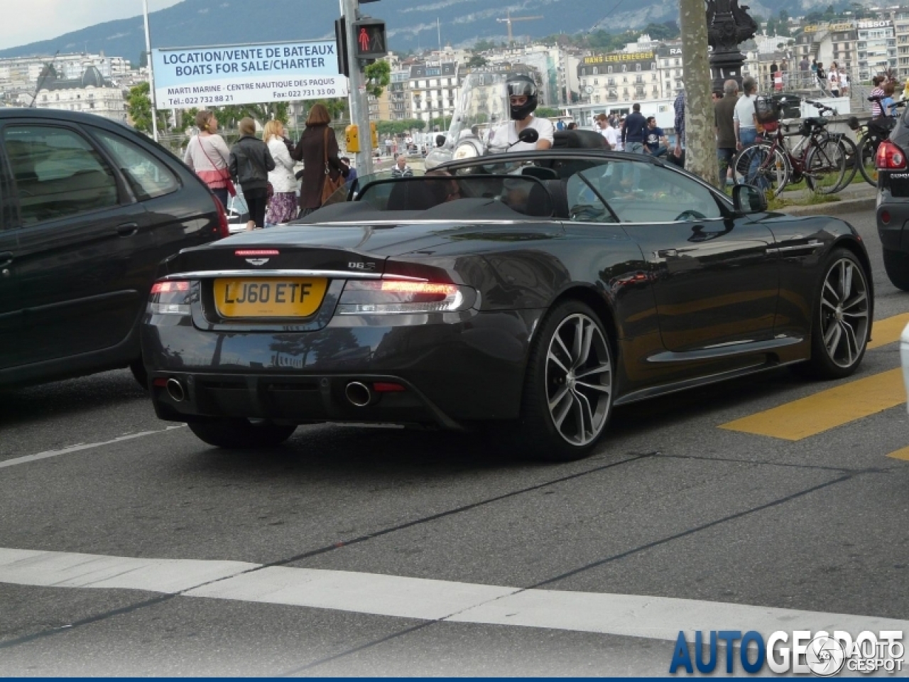 Aston Martin DBS Volante