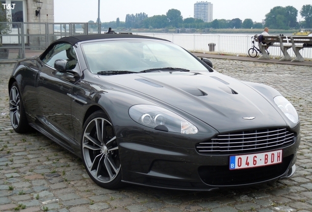 Aston Martin DBS Volante