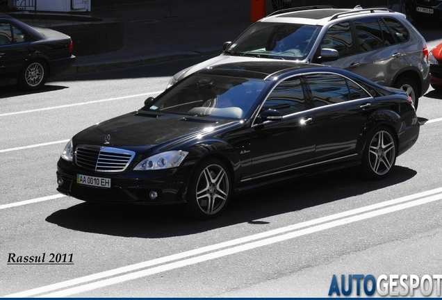 Mercedes-Benz S 63 AMG W221