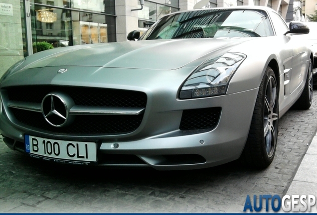 Mercedes-Benz SLS AMG