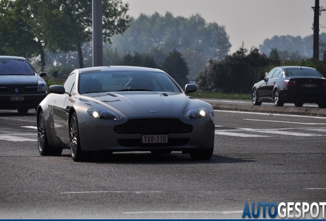 Aston Martin V8 Vantage